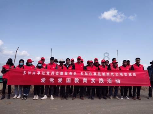 为什么我的父亲从小到大对我都是和仇人一样，好像天生就是相克的，其实我真的好想和父亲好好相处，游戏画面